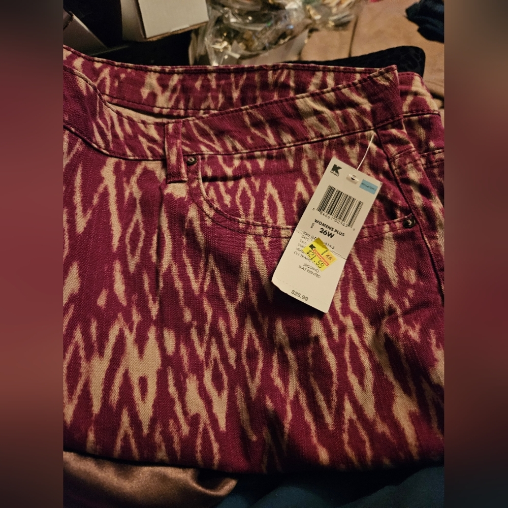 BNWT Unique printed jeans